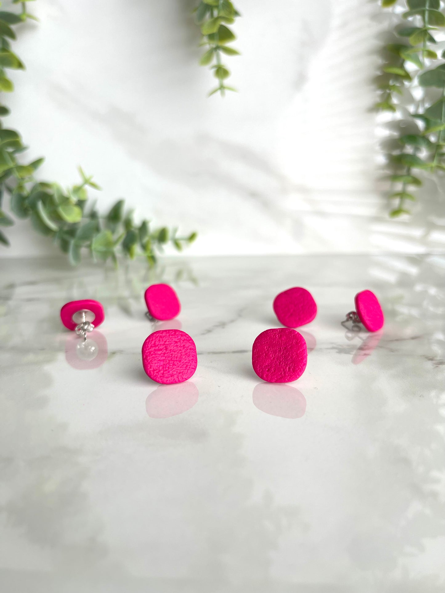 Penelope Studs