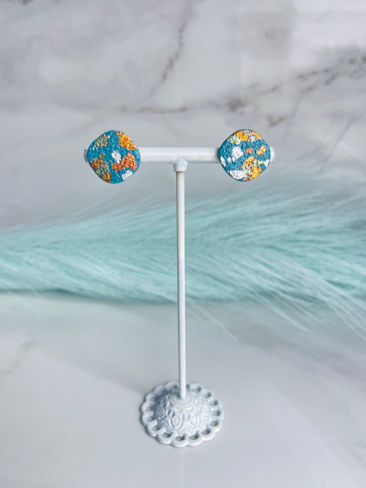 Multicolor Foil Studs