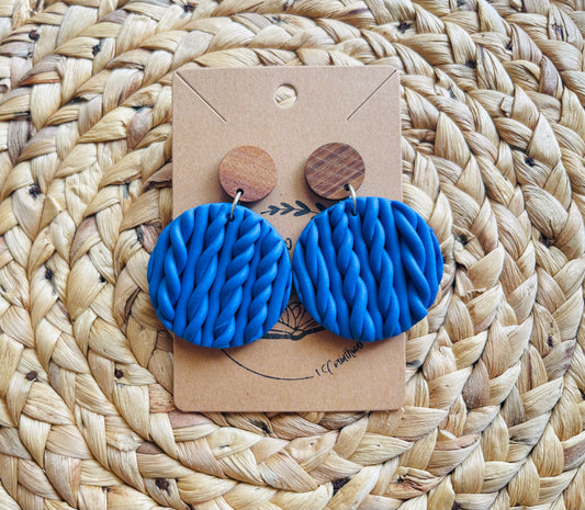 Blue Knitted Sweater Rounds